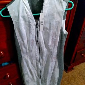 Ombre gray zipped dress